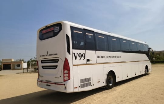 53 Seat Volvo Bus image 2