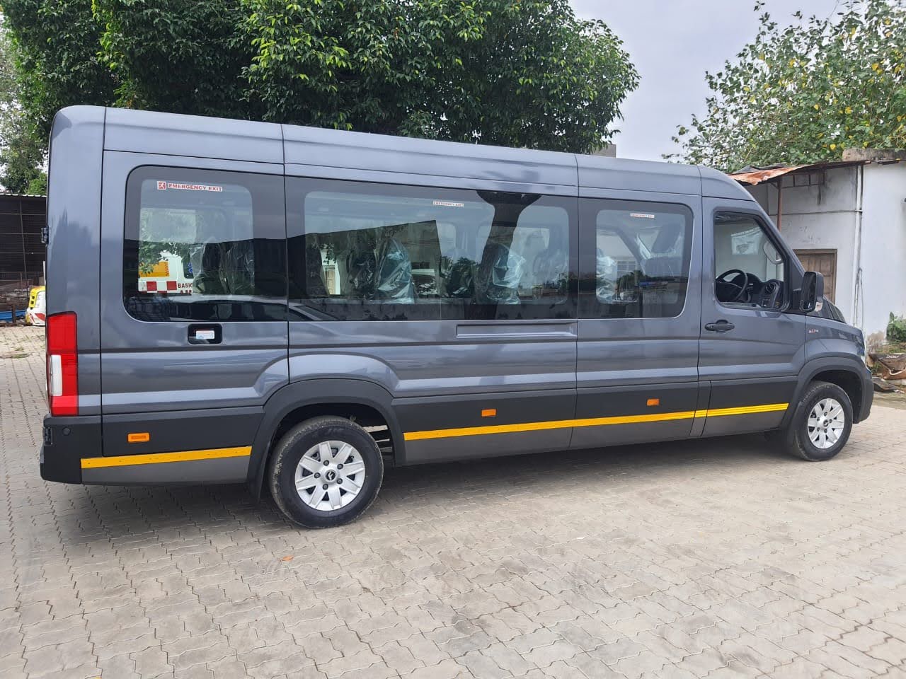 Urbania (20 Seater) image 1